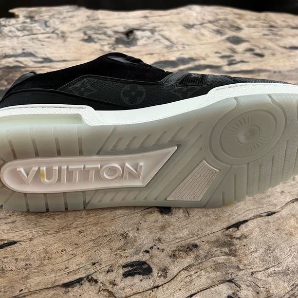 Size 7 - Louis Vuitton LV Trainer Black - 1A8PUA - Picture 2 of 10